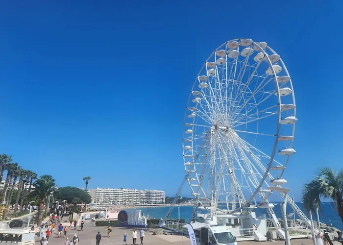 Che Michel Yourehosthelper Apartamento Saint-Raphaël