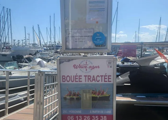 Che Michel Yourehosthelper Apartment Saint-Raphaël