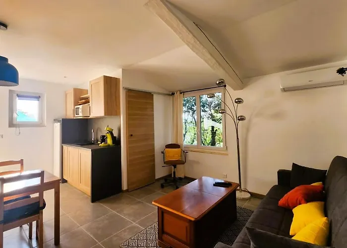 Apartment Che Michel Yourehosthelper